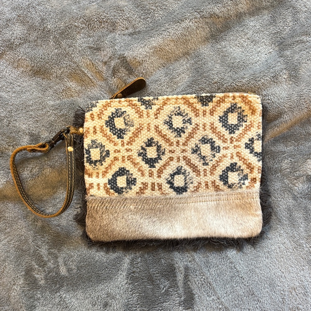 Myra Bag Geometric Pattern Wristlet Clutch